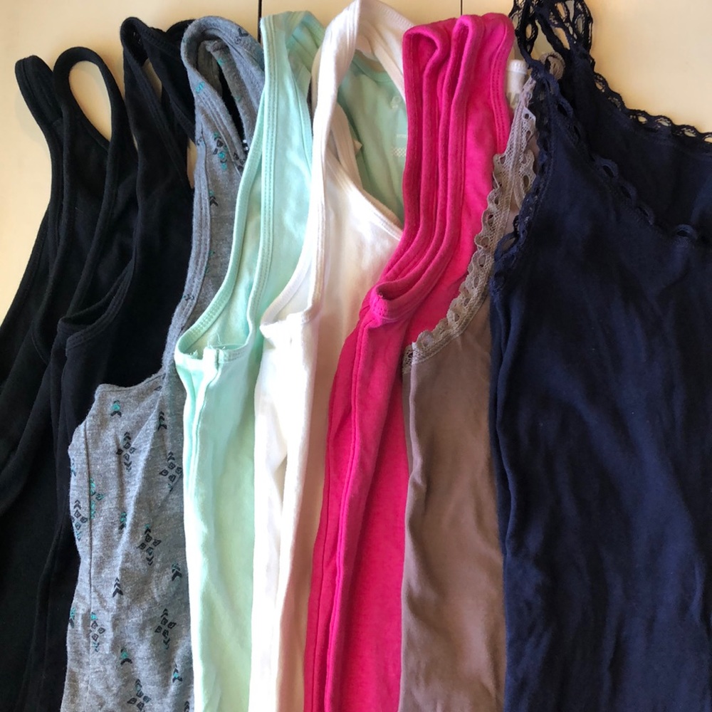 8 Tank Tops